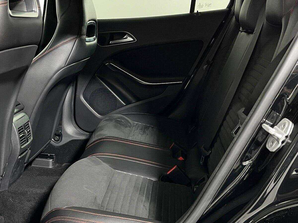 Mercedes-Benz GLA 250, 2014 Фото №10