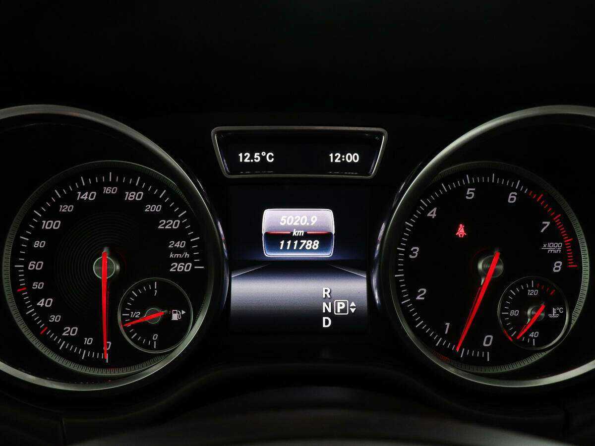 Mercedes-Benz GLE 300, 2016 Фото №10