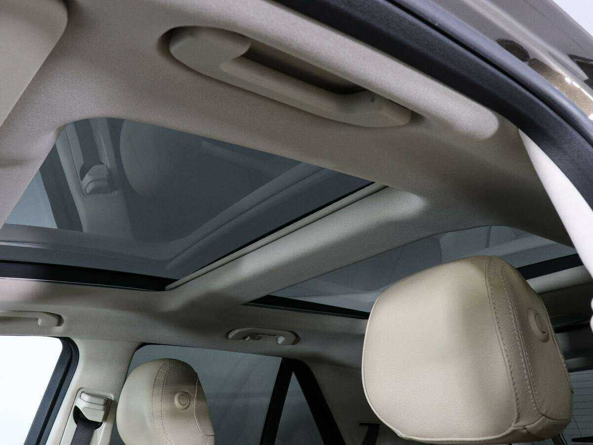 Mercedes-Benz GLE 300, 2016 Фото №12