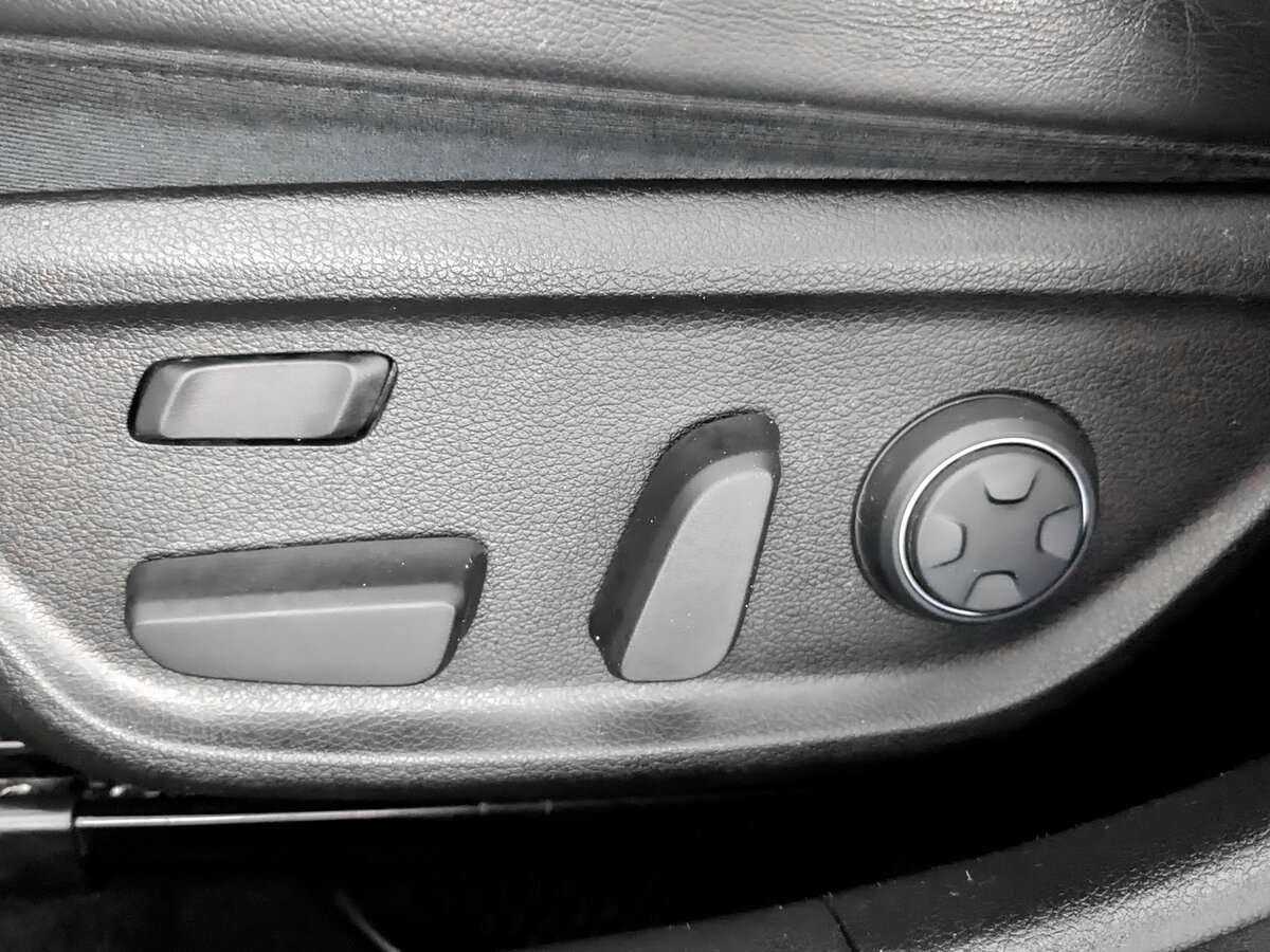 Genesis G70, 2019 Фото №16