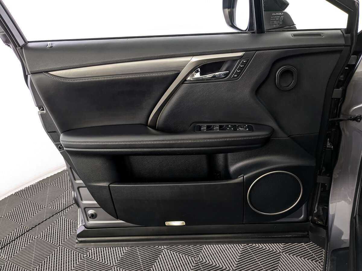 Lexus RX 200t, 2017 Фото №16