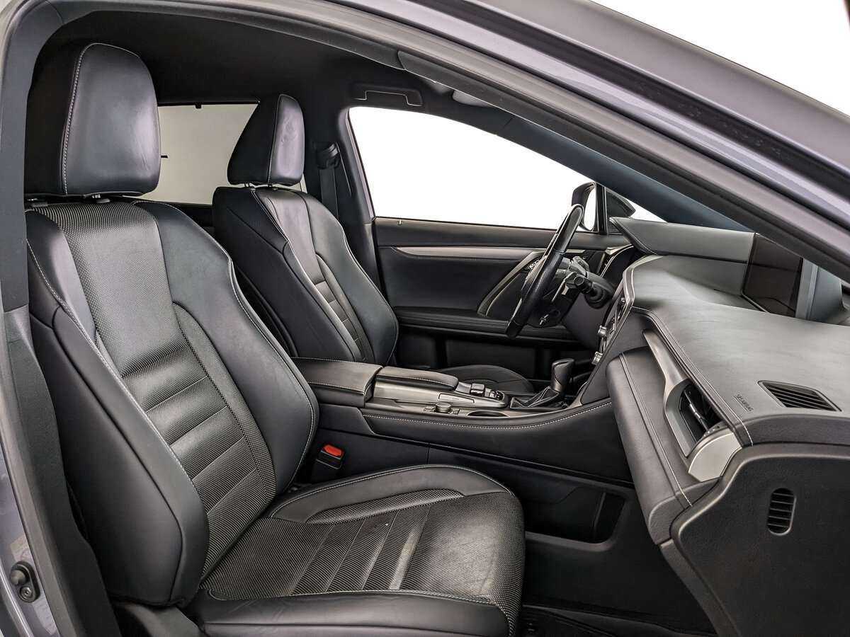 Lexus RX 200t, 2017 Фото №21