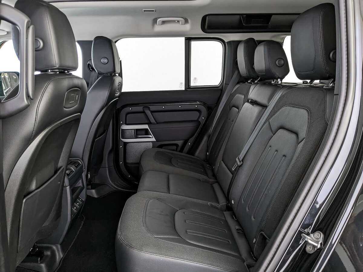 Land Rover Defender 110, 2020 Фото №12