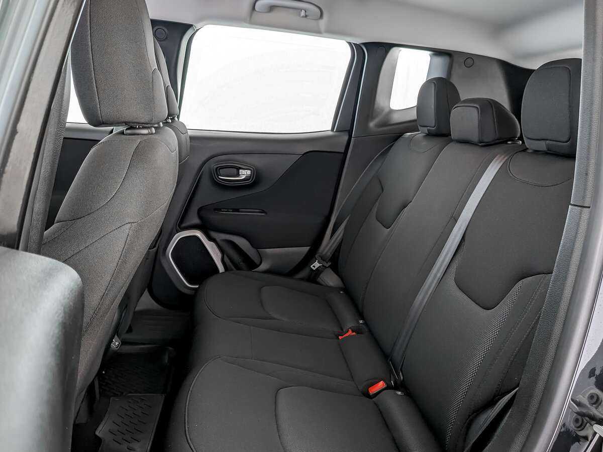 Jeep Renegade, 2018 Фото №10