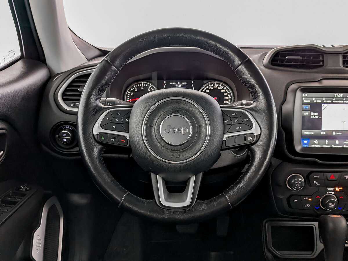 Jeep Renegade, 2018 Фото №16