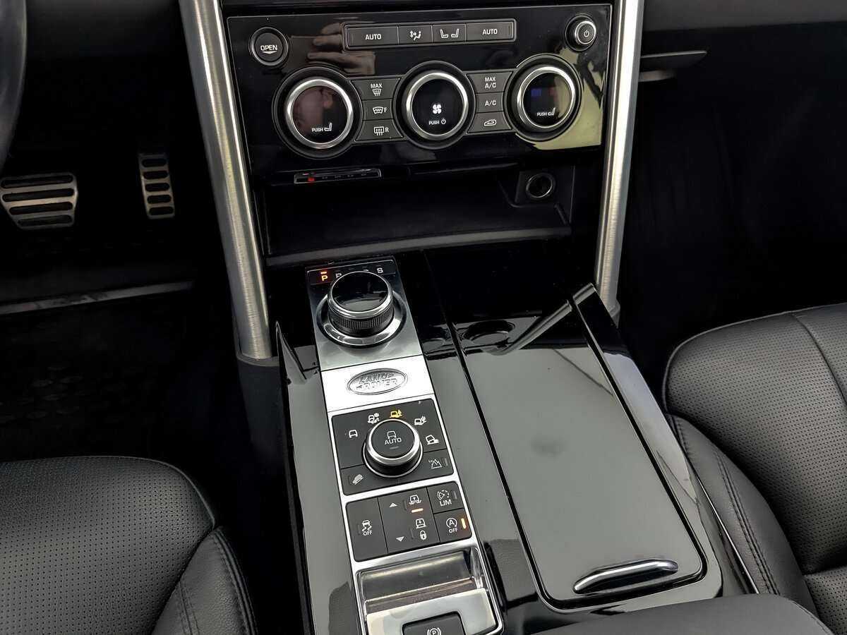 Land Rover Discovery, 2018 Фото №19