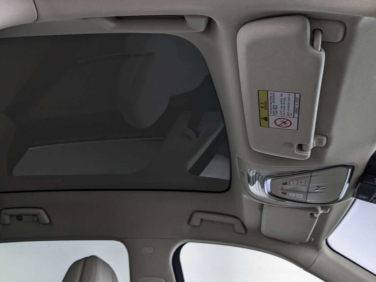 Voyah Free EVR, 2023 Фото №18