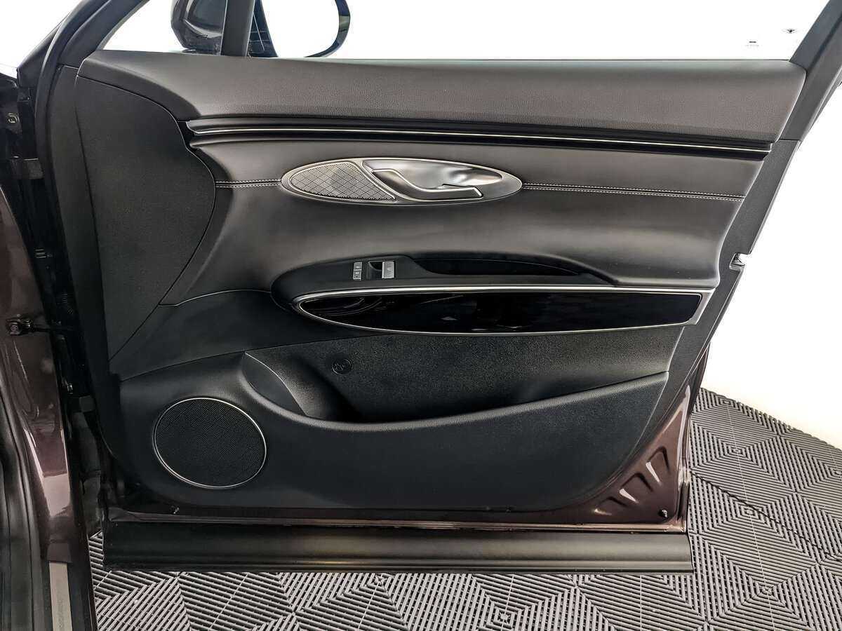 Genesis GV70, 2021 Фото №20