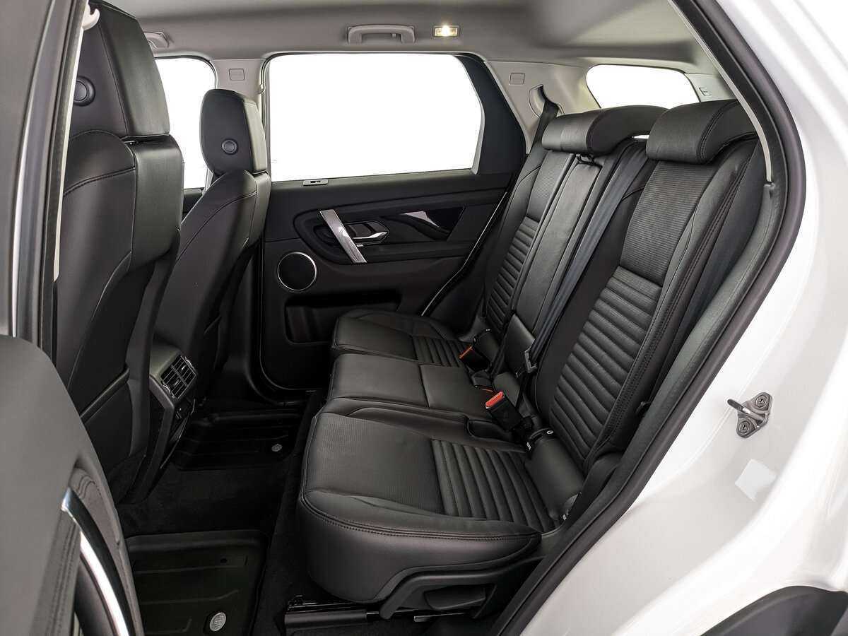 Land Rover Discovery Sport, 2022 Фото №13