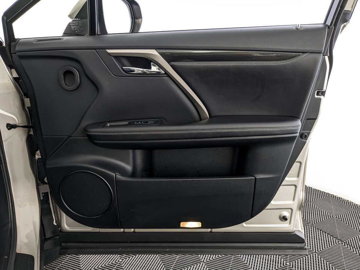 Lexus RX 300, 2019 Фото №21