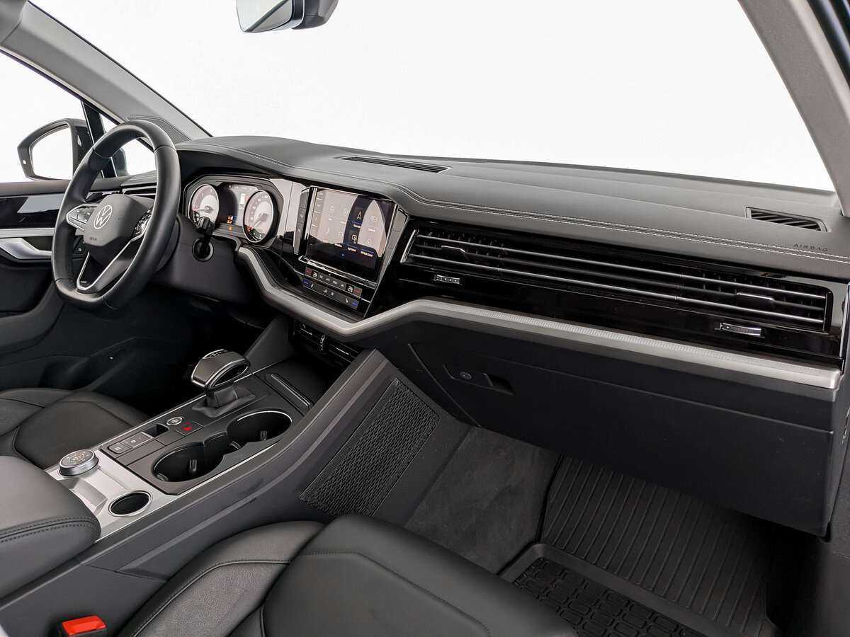 Volkswagen Touareg, 2021 Фото №11