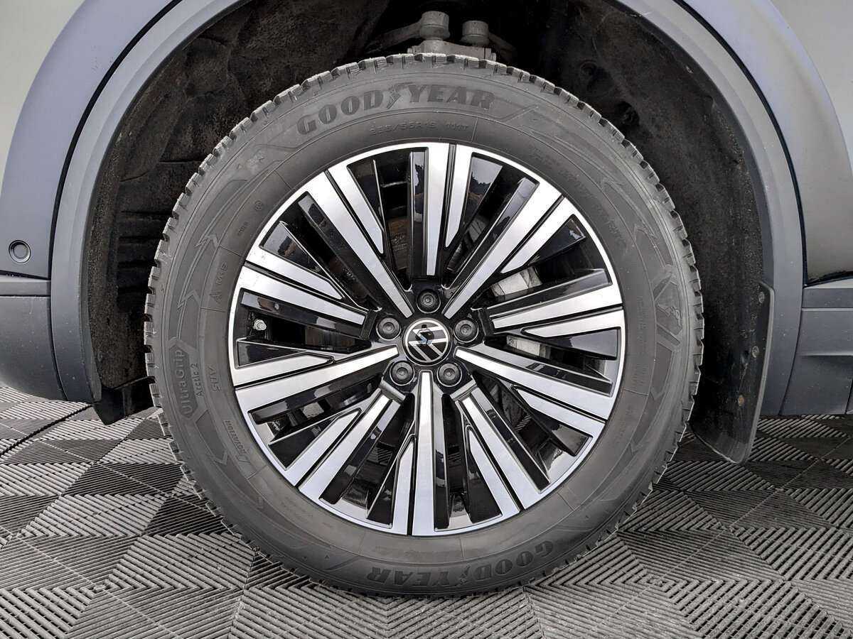 Volkswagen Touareg, 2021 Фото №18