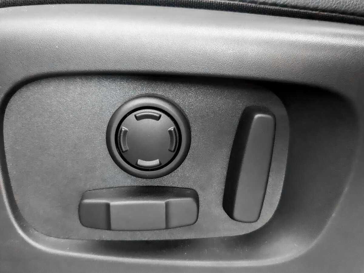 Land Rover Discovery Sport, 2022 Фото №16