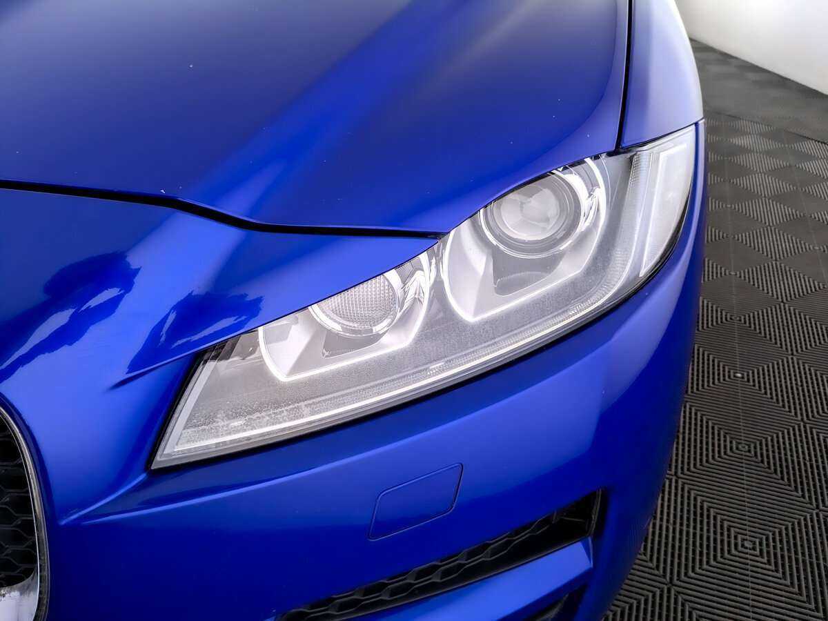 Jaguar F-Pace, 2017 Фото №17