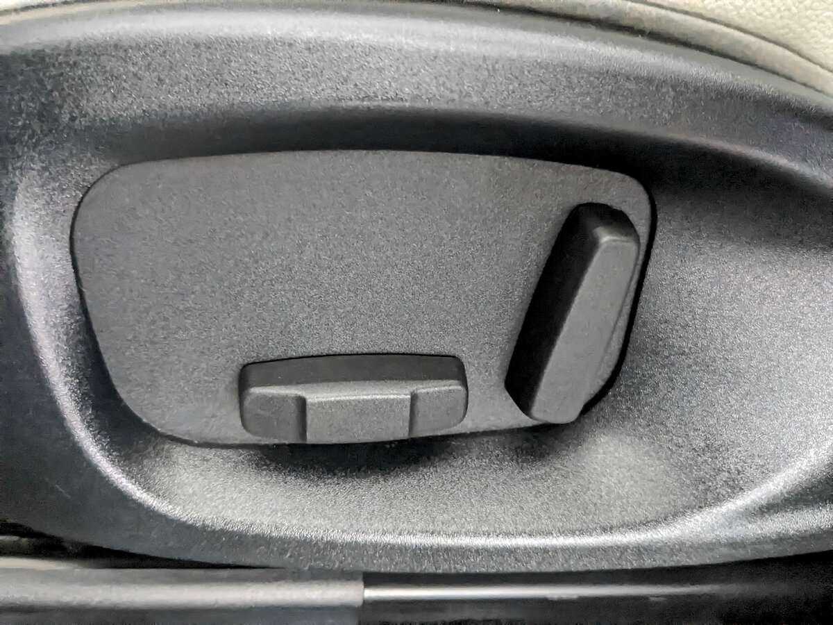 Jaguar F-Pace, 2017 Фото №20