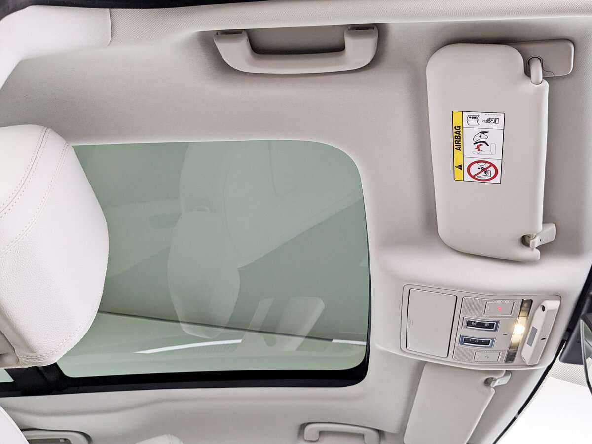 Jaguar F-Pace, 2017 Фото №22