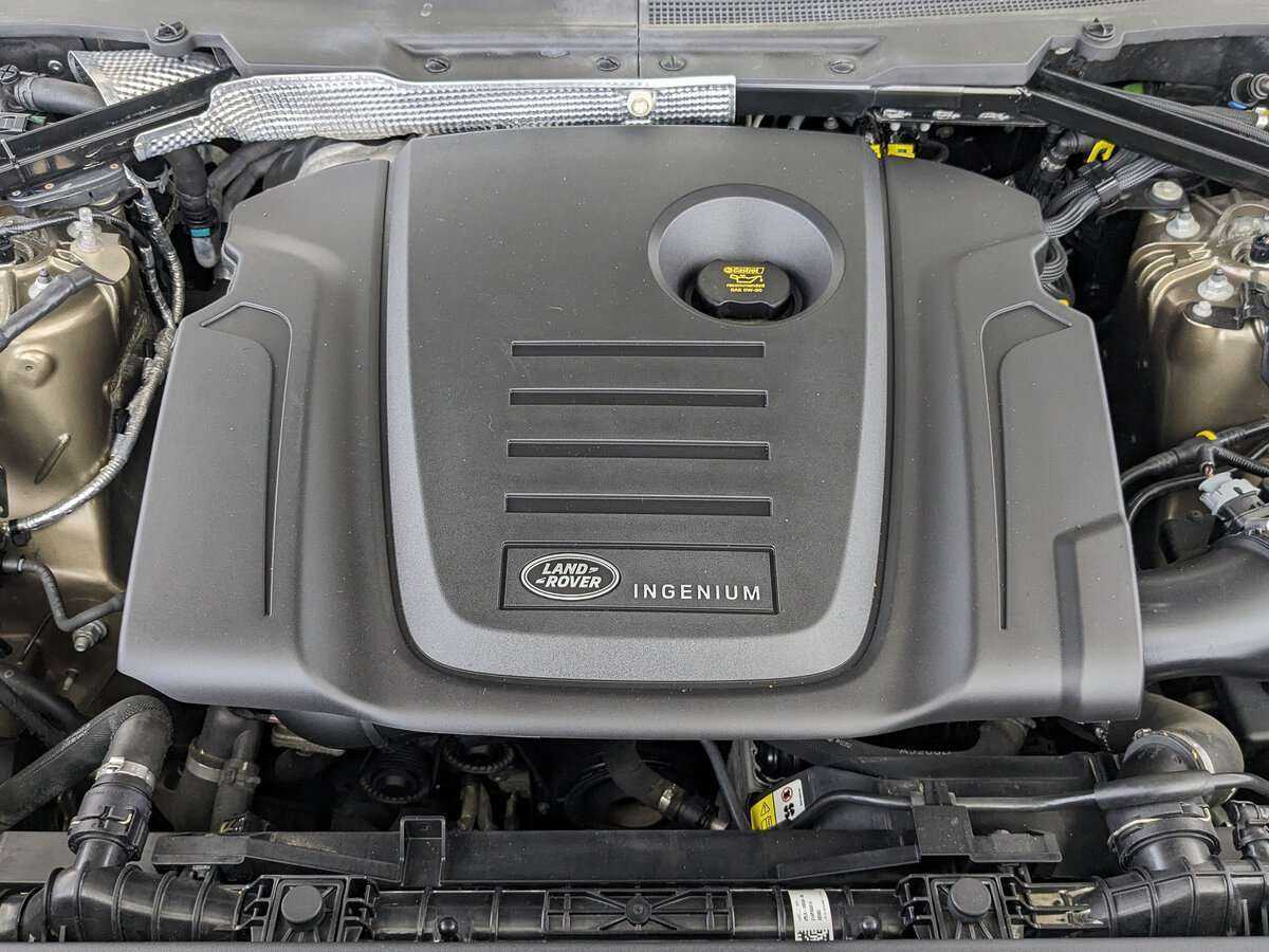 Land Rover Defender 110, 2020 - 73 000 км. | Фото №7