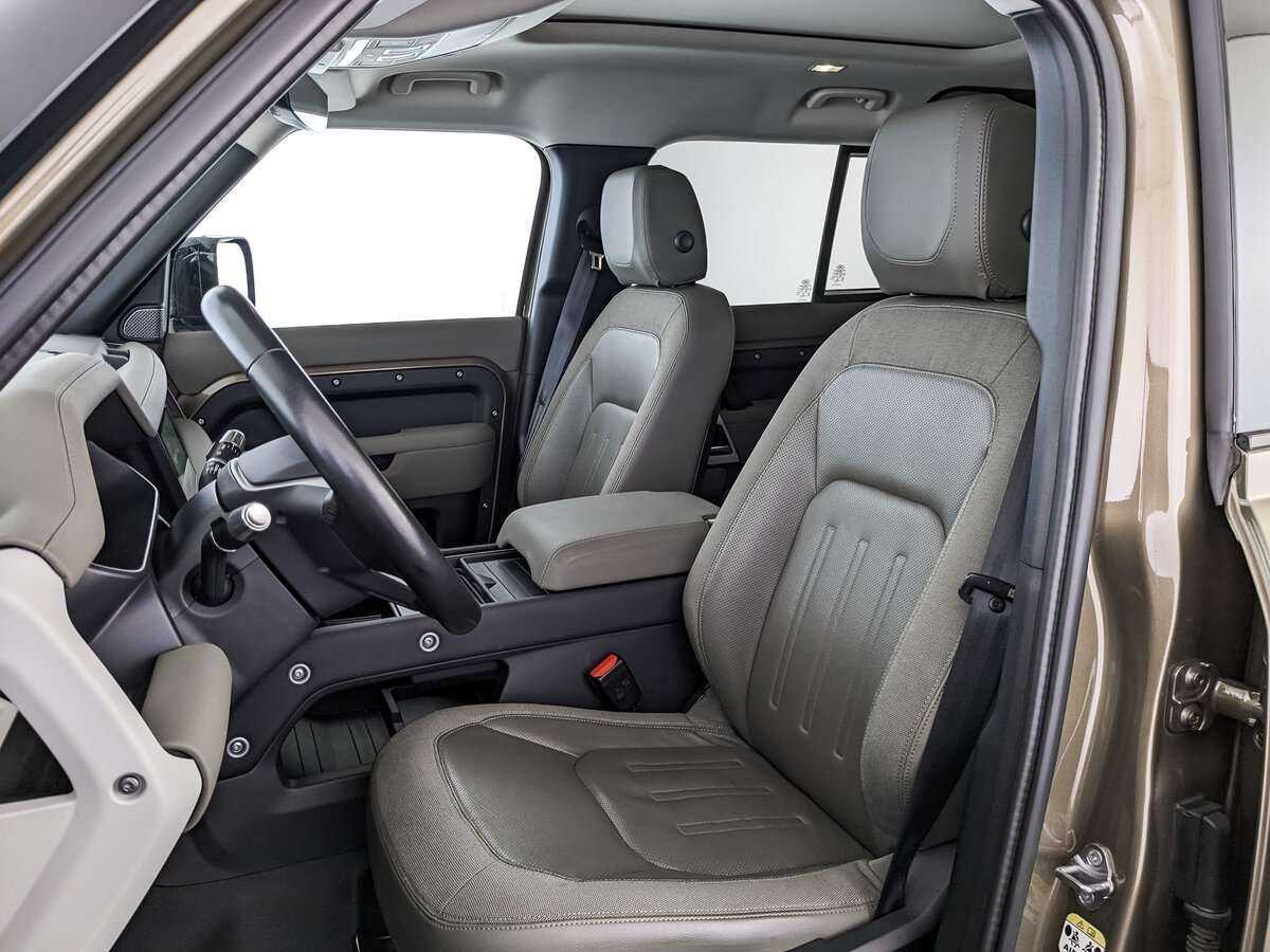 Land Rover Defender 110, 2020 Фото №17