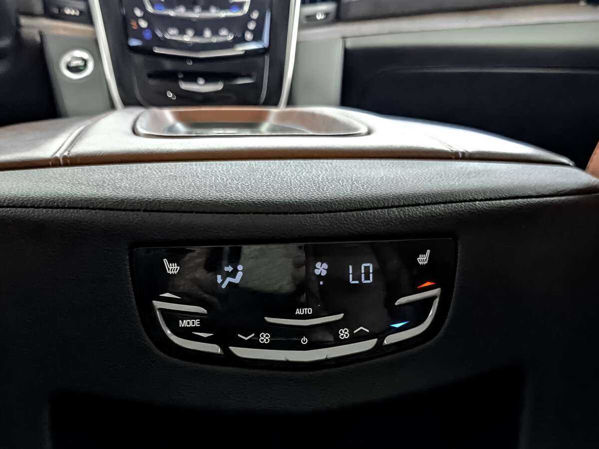 Cadillac Escalade, 2019 Фото №21