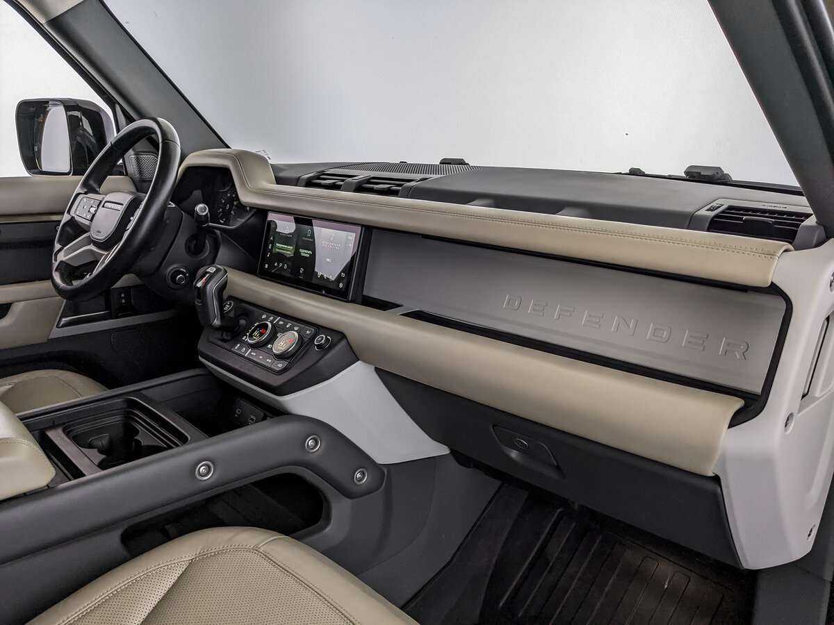 Land Rover Defender 110, 2021 Фото №7