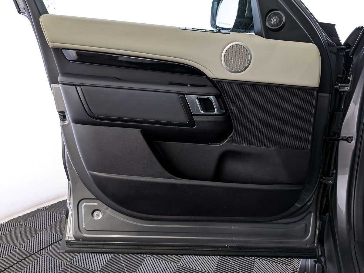 Land Rover Discovery, 2018 Фото №15