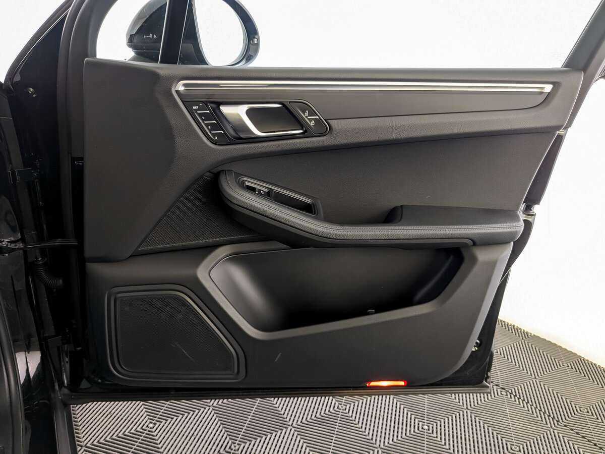 Porsche Macan, 2021 Фото №23