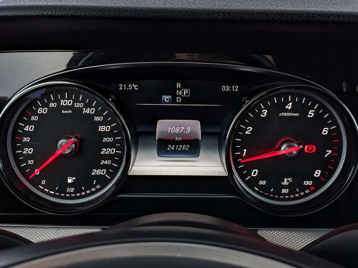 Mercedes-Benz E-Класс 200, 2018 Фото №12