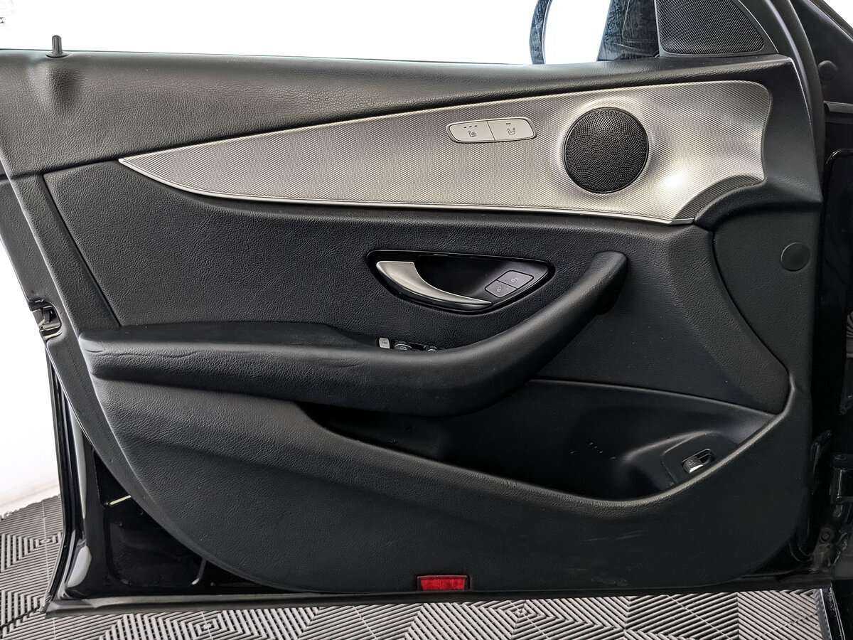 Mercedes-Benz E-Класс 200, 2018 Фото №15