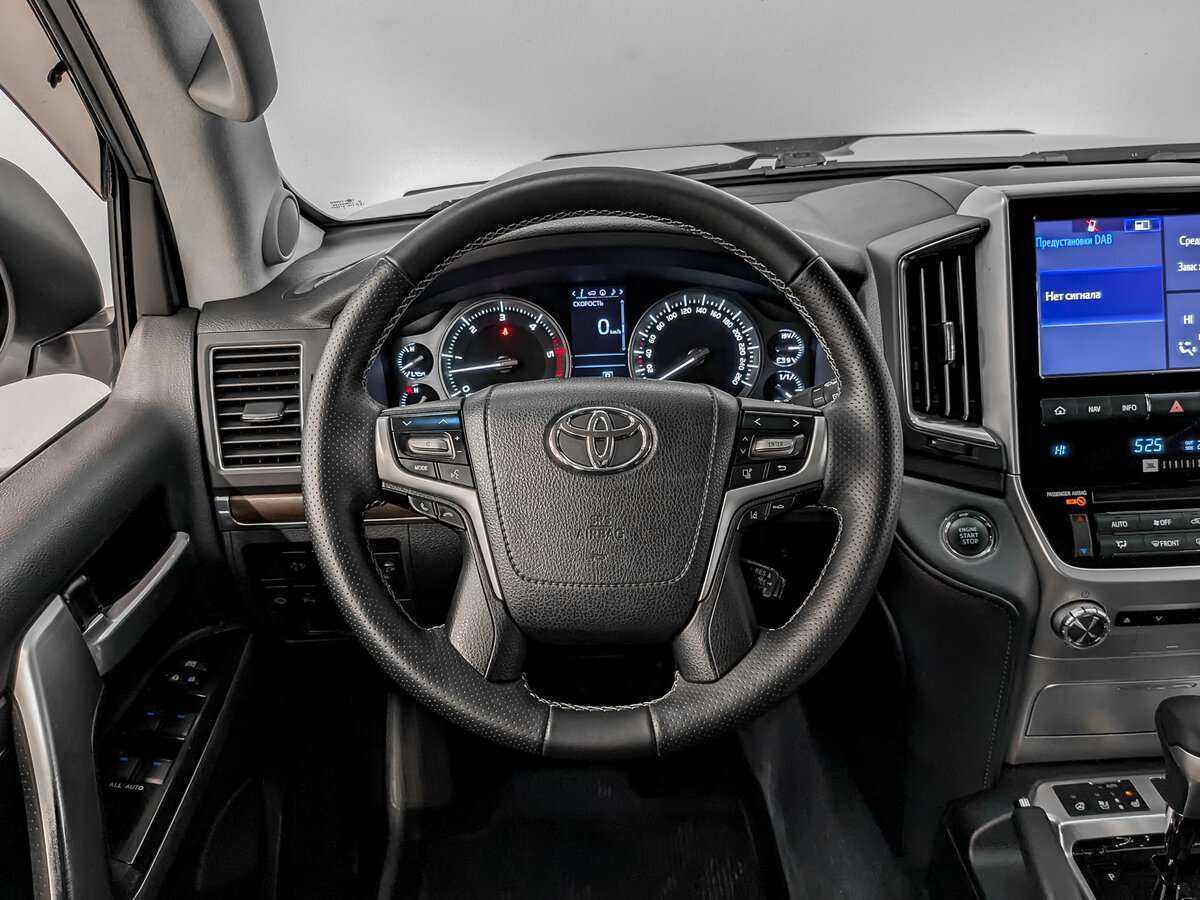 Toyota Land Cruiser, 2017 Фото №16