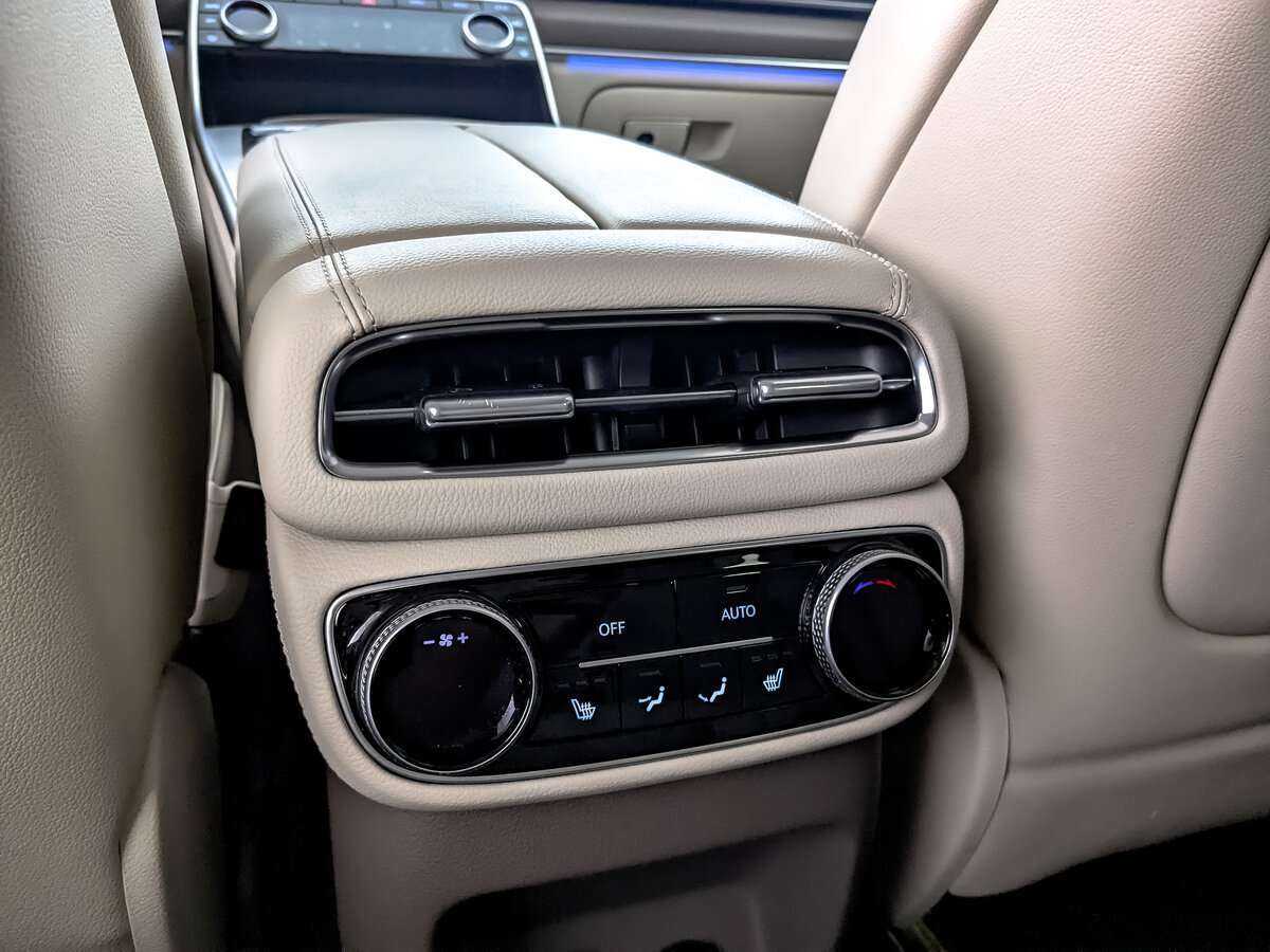 Genesis GV80, 2021 Фото №25