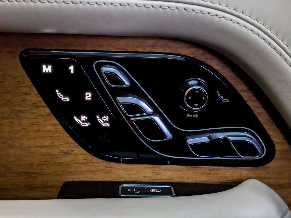 Land Rover Range Rover Long, 2018 Фото №25