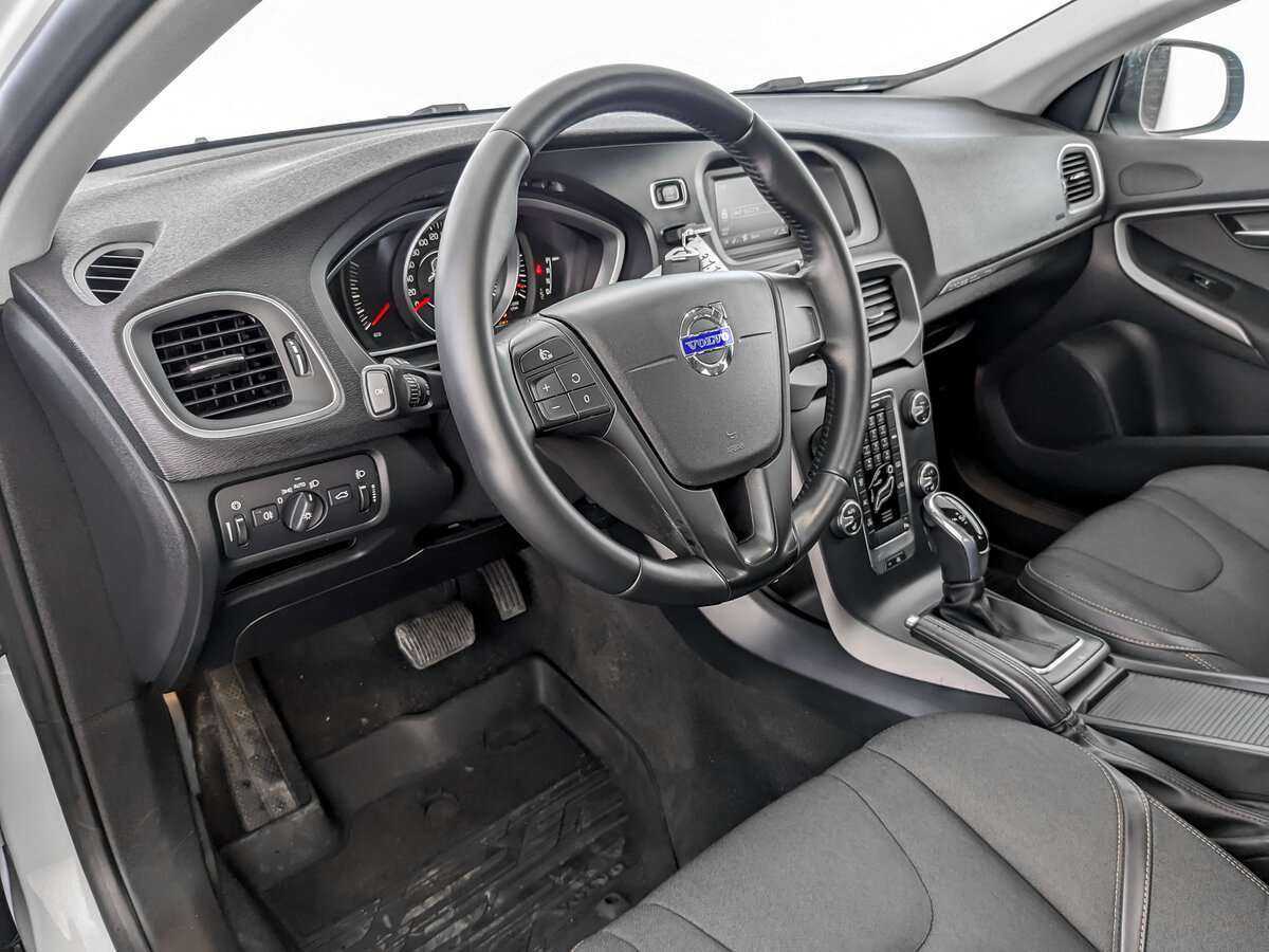Volvo V40 Cross Country, 2014 Фото №14