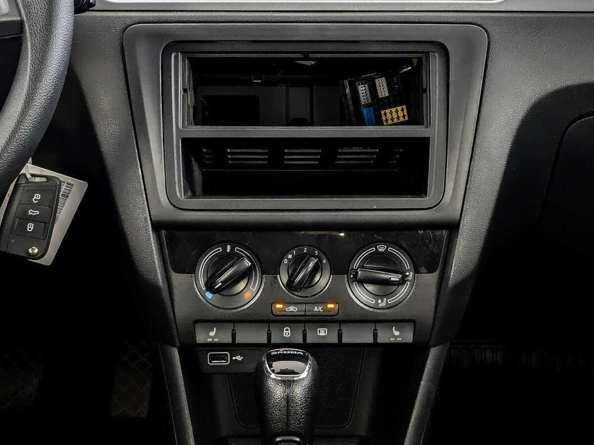 Skoda Rapid, 2019 Фото №13