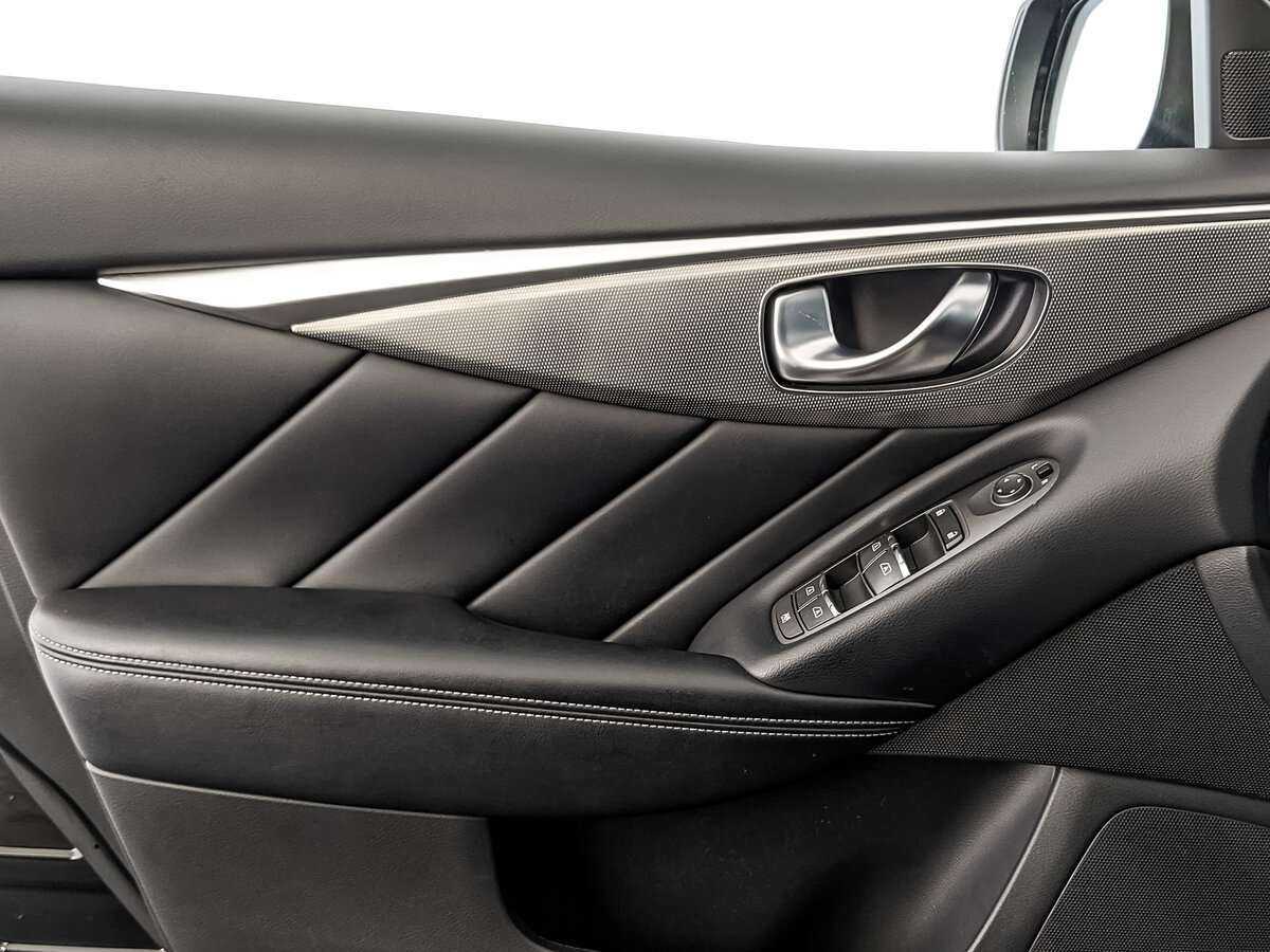 Infiniti Q50, 2017 Фото №14