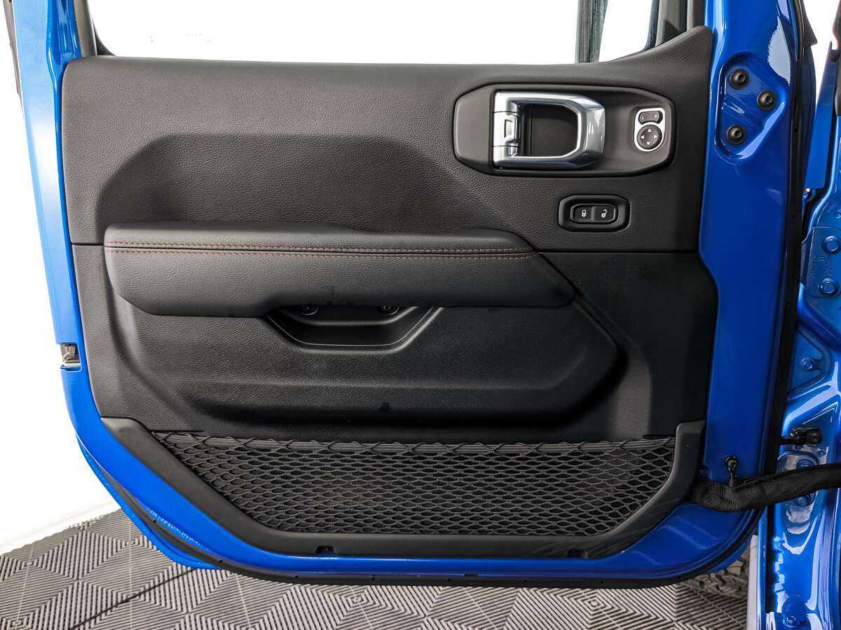 Jeep Wrangler, 2021 Фото №15