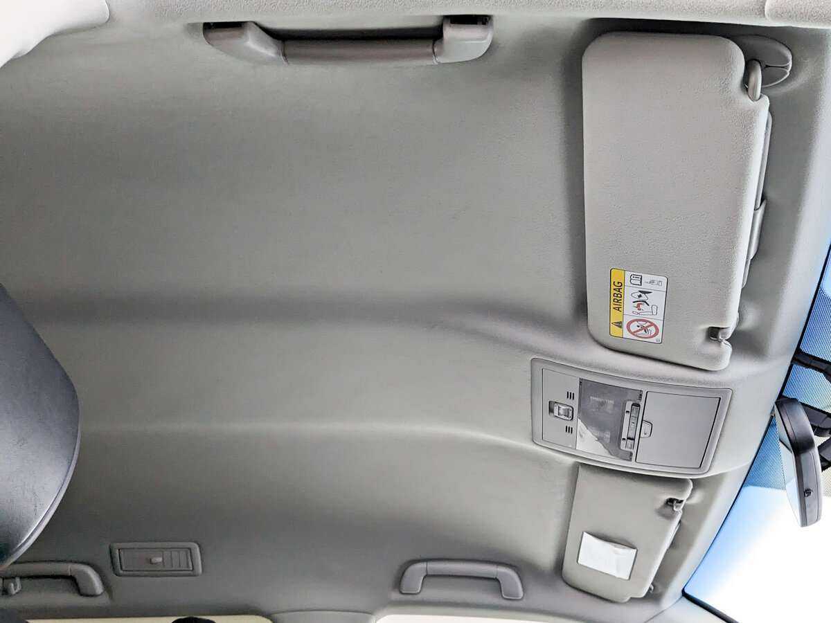 Toyota Land Cruiser, 2018 Фото №19