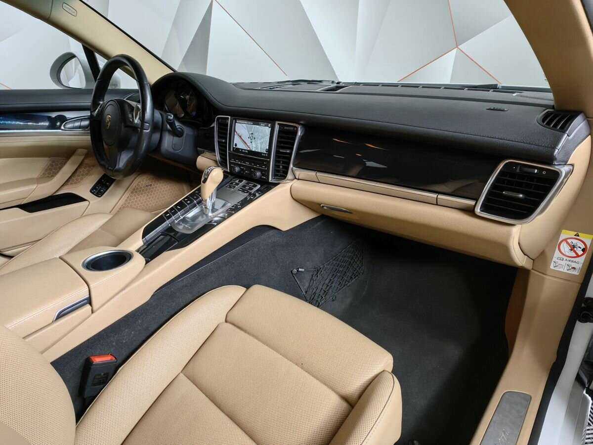 Porsche Panamera 4, 2015 Фото №9