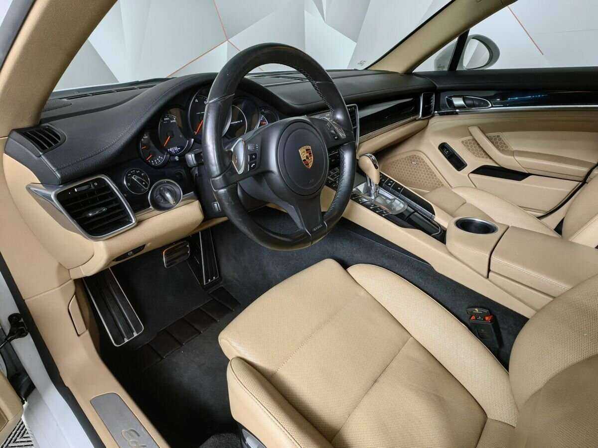 Porsche Panamera 4, 2015 Фото №14