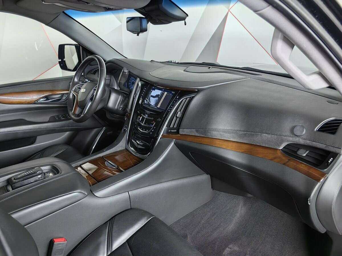 Cadillac Escalade ESV, 2019 Фото №9