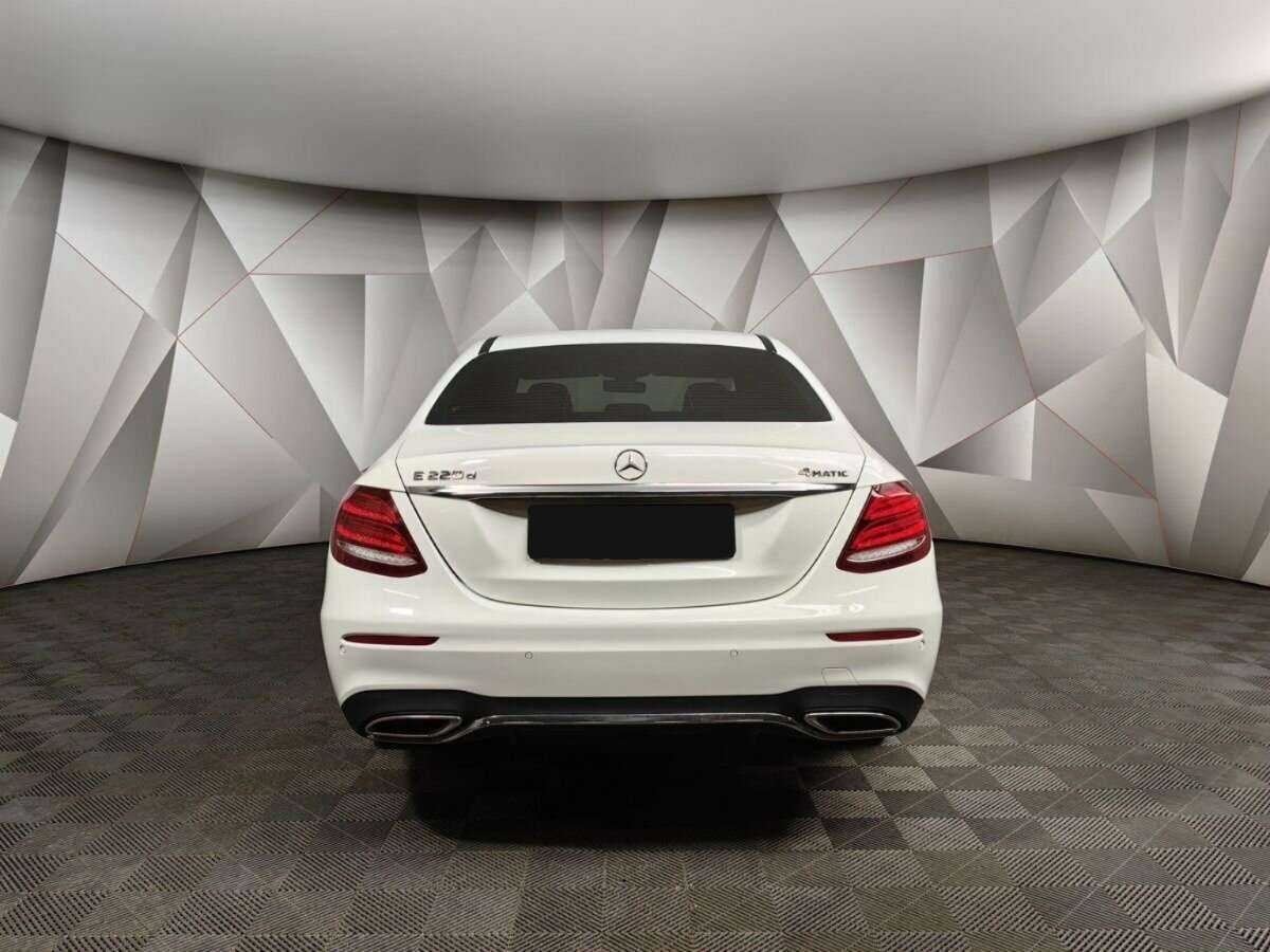 Mercedes-Benz E-Класс 220 d, 2020 - 106 124 км. | Фото №8