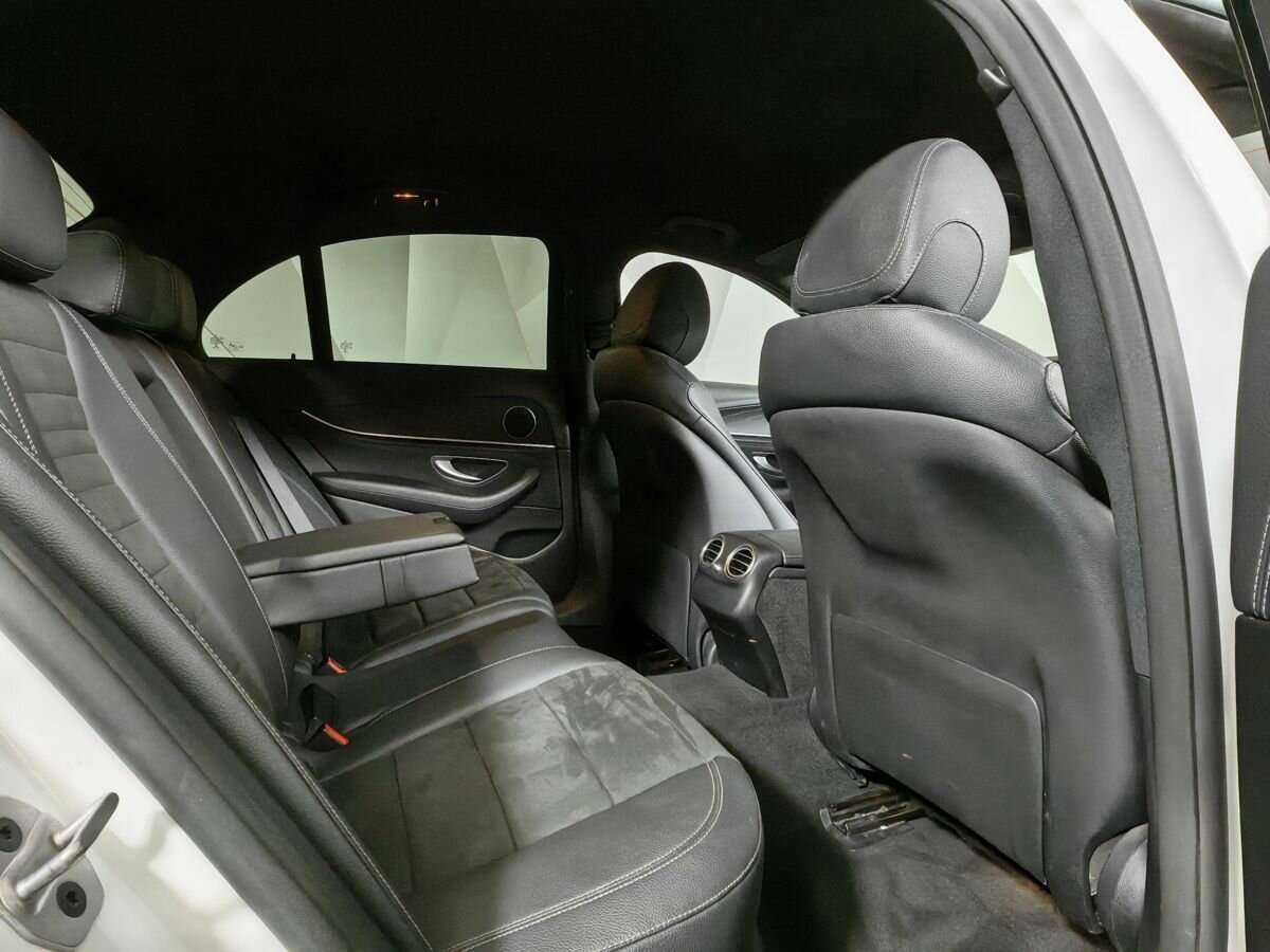 Mercedes-Benz E-Класс 220 d, 2020 Фото №12