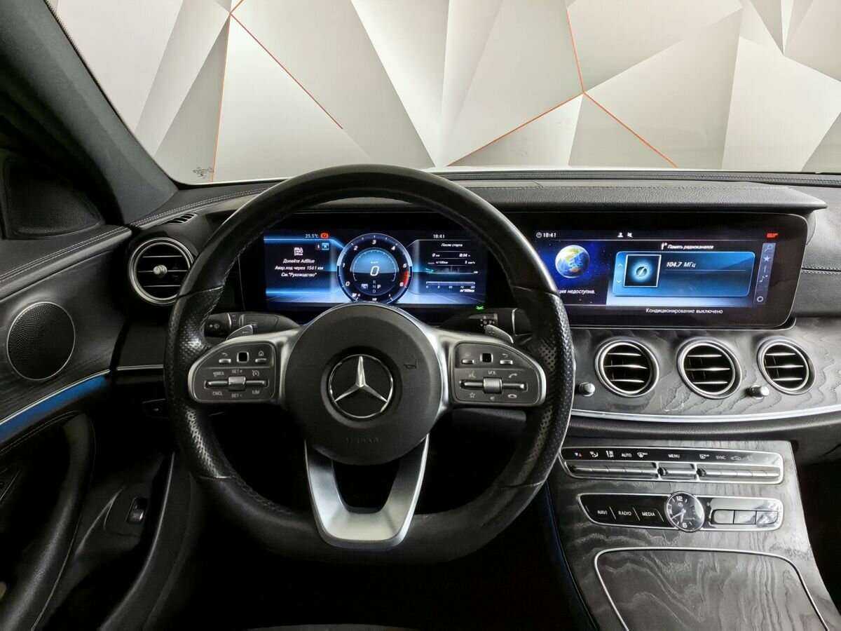 Mercedes-Benz E-Класс 220 d, 2020 Фото №15