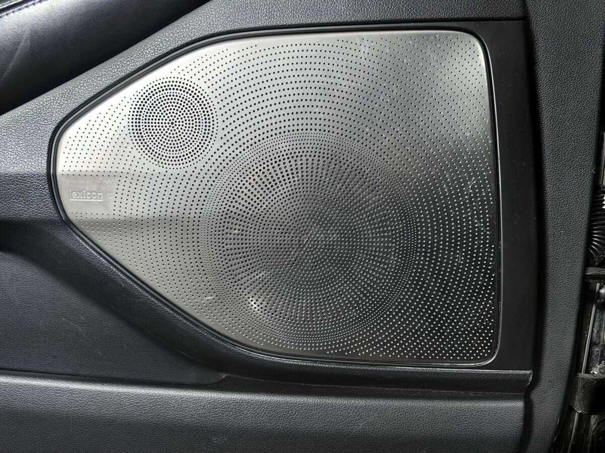 Genesis G90, 2016 Фото №23