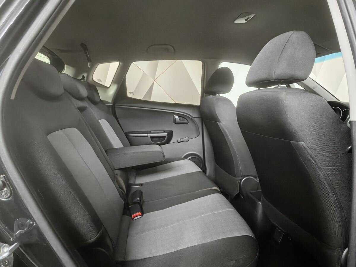 Kia Venga, 2015 Фото №12