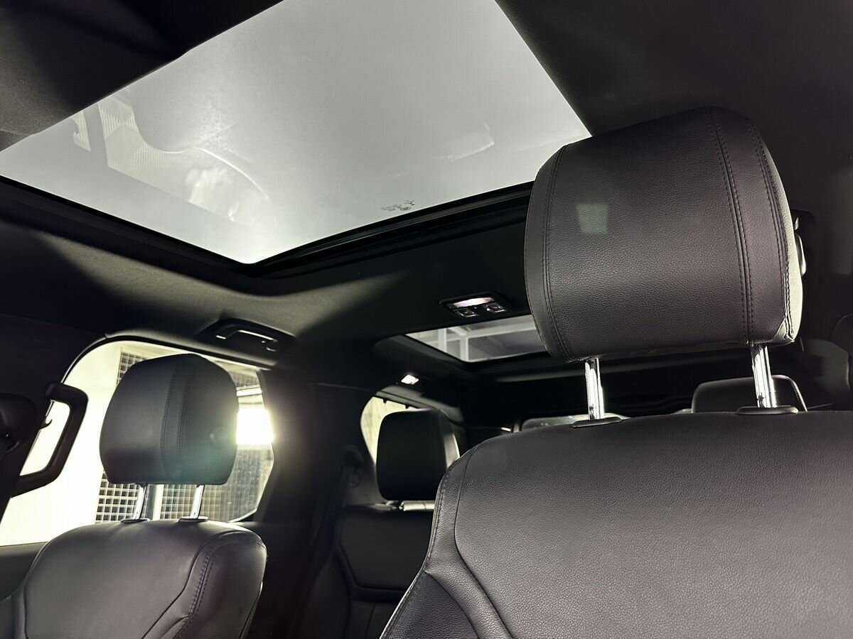 Land Rover Discovery, 2019 Фото №16