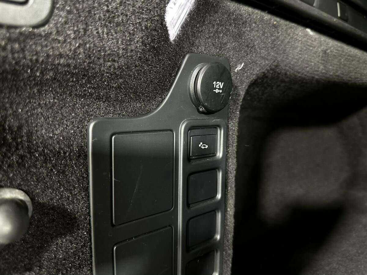 Land Rover Discovery, 2019 Фото №19