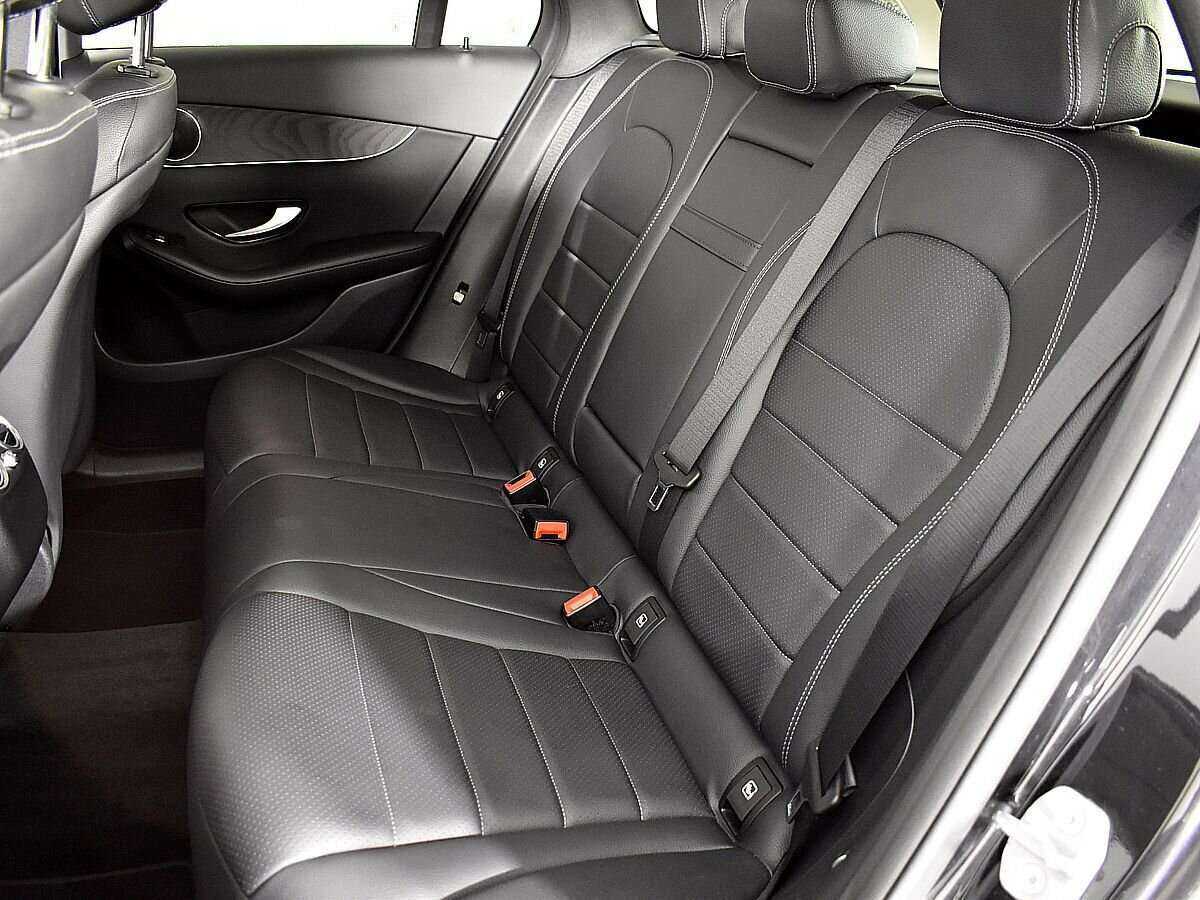 Mercedes-Benz GLC 250, 2018 Фото №9