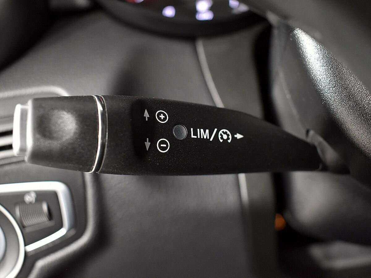 Mercedes-Benz GLC 250, 2018 Фото №14