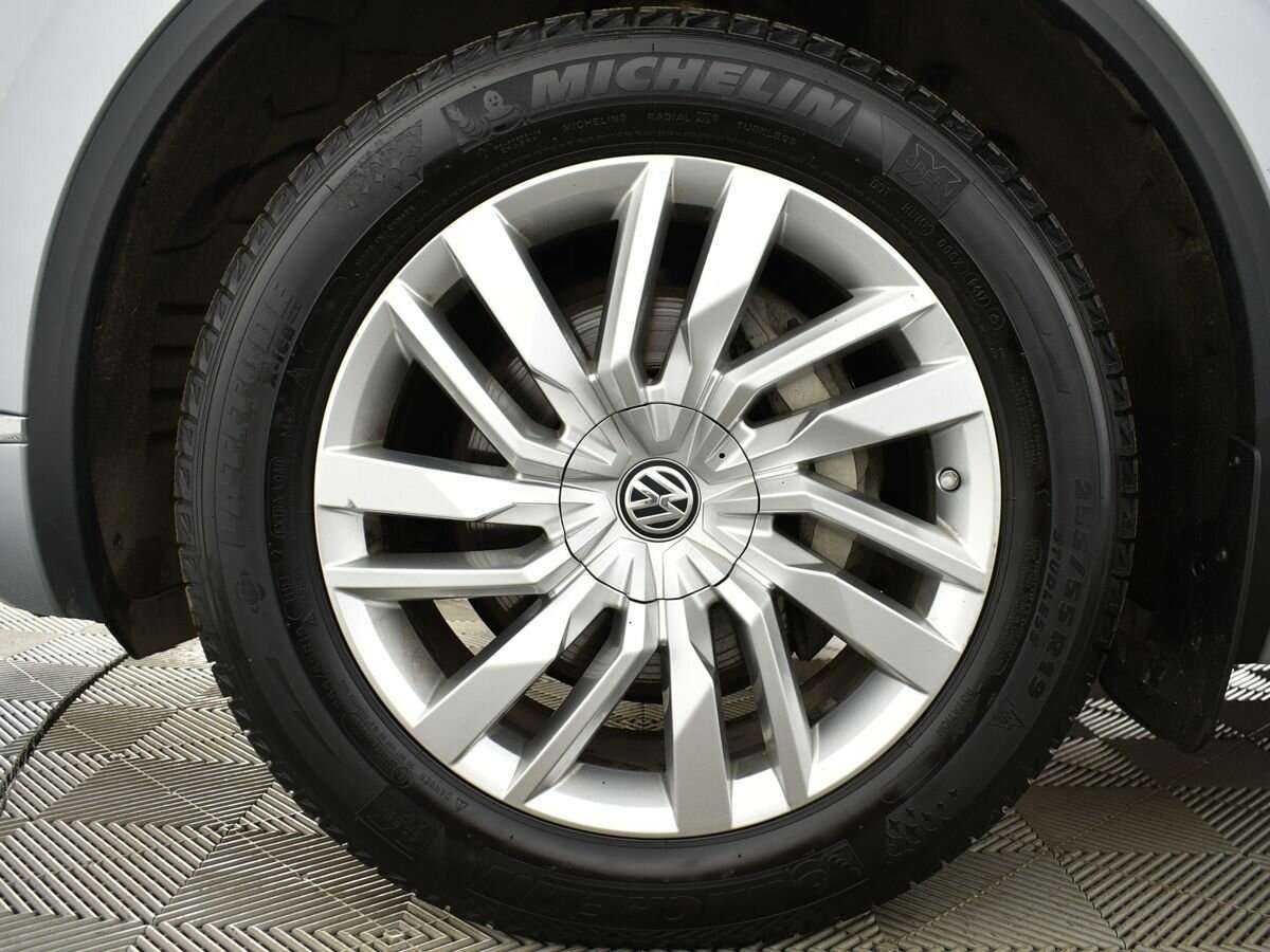 Volkswagen Touareg, 2019 Фото №7