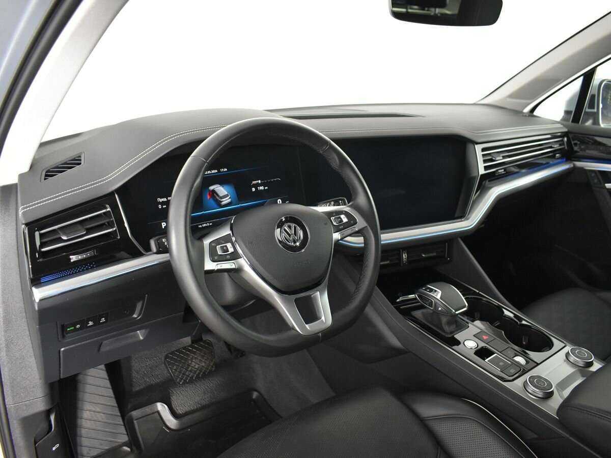 Volkswagen Touareg, 2019 Фото №8